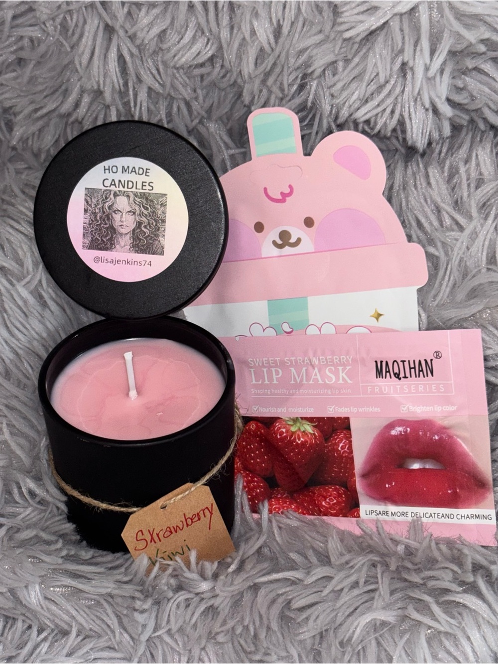Sweet Strawberry Lip Mask + 10 oz Strawberry Kiwi Candle Duo - Picture 2 of 2